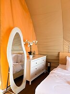 Floating Home in Reef Resort Unit 14