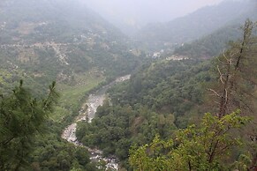 Billing View Camp and Mud Houses
