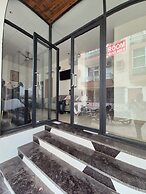 OnlyStay Surbhi Dham