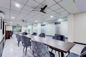 MadStays - Sector 29 - Gurugram