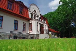 Dwór Uradz