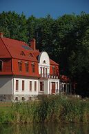 Dwór Uradz