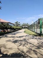 Crow Euro Inn Hotel and Resort