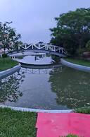 Crow Euro Inn Hotel and Resort