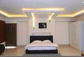 Crow Euro Inn Hotel and Resort