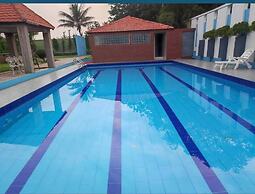 Crow Euro Inn Hotel and Resort