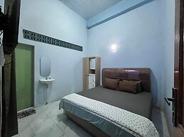 OYO 94579 Sm Raja Guest House