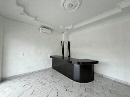 OYO 94579 Sm Raja Guest House