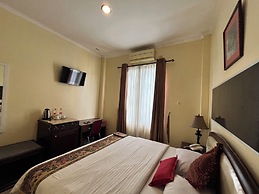 OYO 94579 Sm Raja Guest House