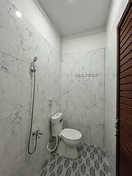 OYO 94579 Sm Raja Guest House