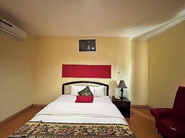 OYO 94579 Sm Raja Guest House