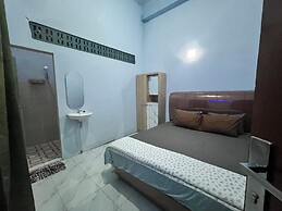 OYO 94579 Sm Raja Guest House