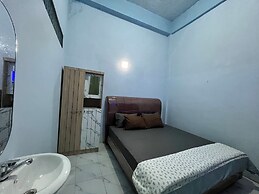 OYO 94579 Sm Raja Guest House