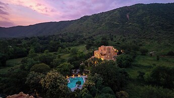 DEV BAGH LUXURIOUS PRIVATE SUITES
