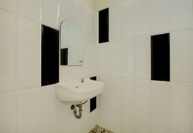 OYO 94582 Villa Beringin Puncak