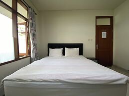 OYO 94582 Villa Beringin Puncak