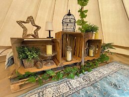 The Paddock Glamping - Clover 2