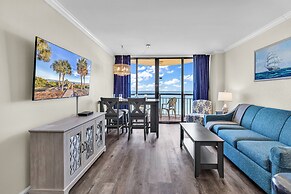 Oceanfront Condo with Balcony