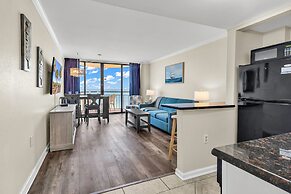 Oceanfront Condo with Balcony
