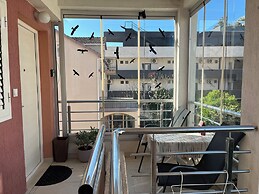 Modern Seaside Apartment With Balcony - Erika