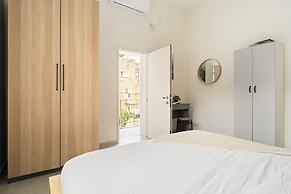 German Colony Bright Stay by Sea N' Rent