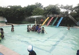 Swapanlok Farms And Resorts