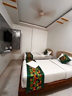 Hotel Aaditya Inn Tathawade