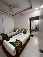 Hotel Aaditya Inn Tathawade