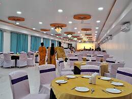 Hotel Aaditya Inn Tathawade