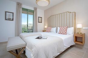 Exclusive 2BD Apartment Heated Pool Flamingos Golf