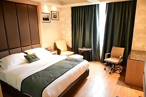 V Hotel