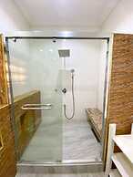 UrbanEdge Hotel