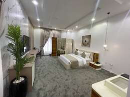 UrbanEdge Hotel