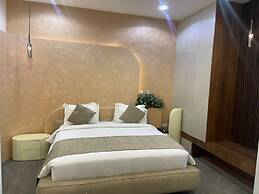 UrbanEdge Hotel