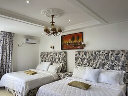MARCY SUITES BASTOS