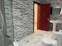 MARCY SUITES BASTOS