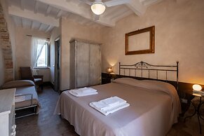 AGRITURISMO LE CHIUSE