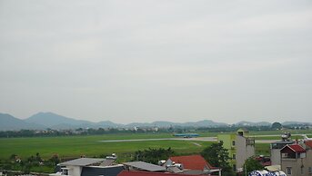 Jademay Airport Hotel