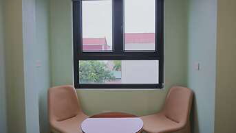 Jademay Airport Hotel