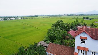 Jademay Airport Hotel