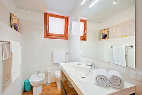 Vicky Loft Gardone-relax & Vittoriale