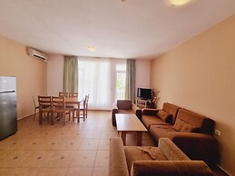 Lazur Apartments