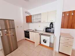 Lazur Apartments