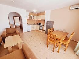 Lazur Apartments