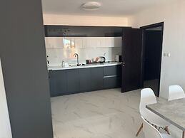 Etara 4 Apartments