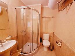 Etara 4 Apartments