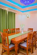 Lux Suites Lions Den Holiday Homes
