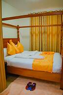 Lux Suites Lions Den Holiday Homes