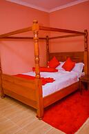 Lux Suites Lions Den Holiday Homes