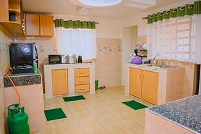 Lux Suites Lions Den Holiday Homes